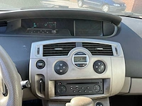 Renault megane scenic uit 2005 - afbeelding 11 van  73
