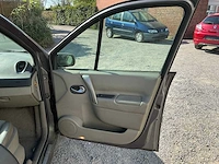 Renault megane scenic uit 2005 - afbeelding 15 van  73