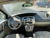 Renault megane scenic uit 2005 - afbeelding 22 van  73