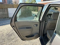 Renault megane scenic uit 2005 - afbeelding 26 van  73