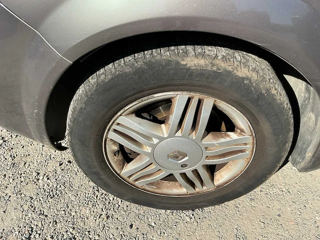 Renault megane scenic uit 2005 - afbeelding 35 van  73