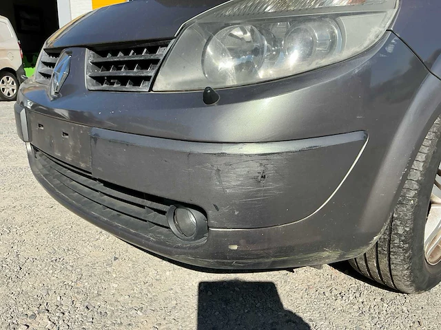 Renault megane scenic uit 2005 - afbeelding 39 van  73