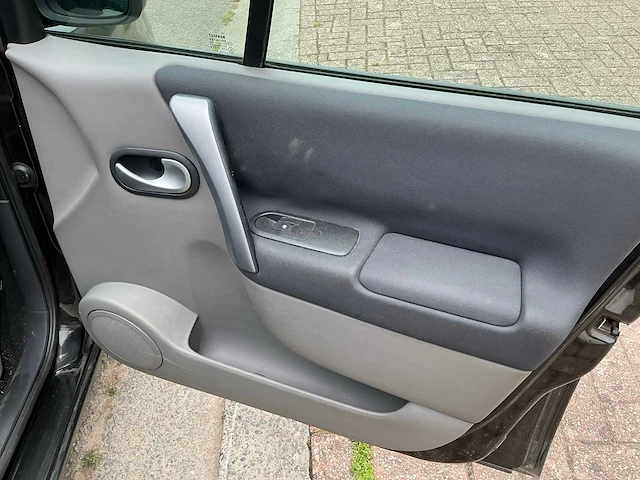 Renault megane scenic uit 2009 - afbeelding 16 van  56