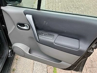 Renault megane scenic uit 2009 - afbeelding 16 van  56