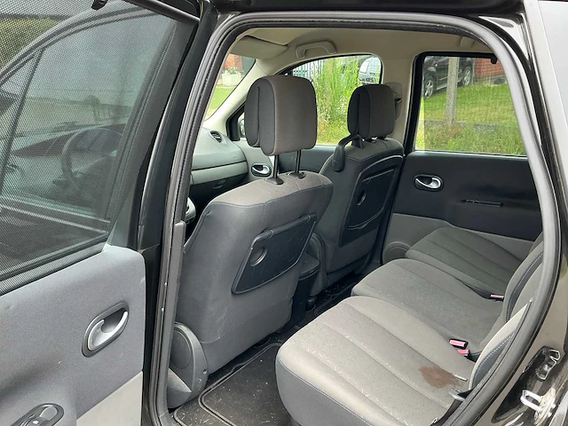 Renault megane scenic uit 2009 - afbeelding 22 van  56