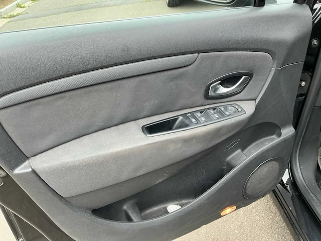 Renault megane scenic uit 2011 - afbeelding 2 van  69