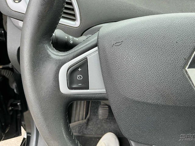 Renault megane scenic uit 2011 - afbeelding 8 van  69
