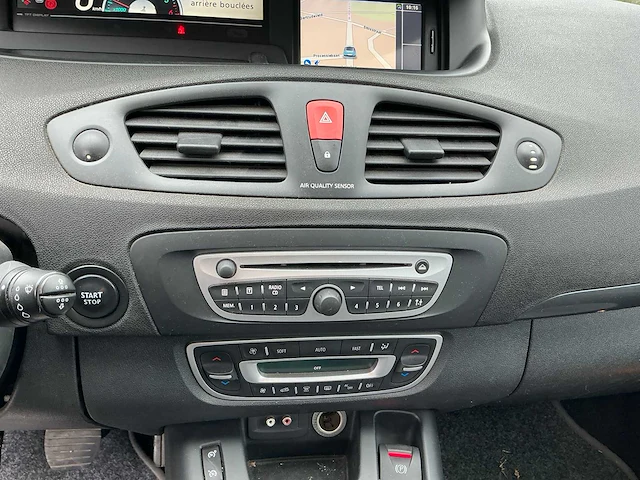 Renault megane scenic uit 2011 - afbeelding 11 van  69