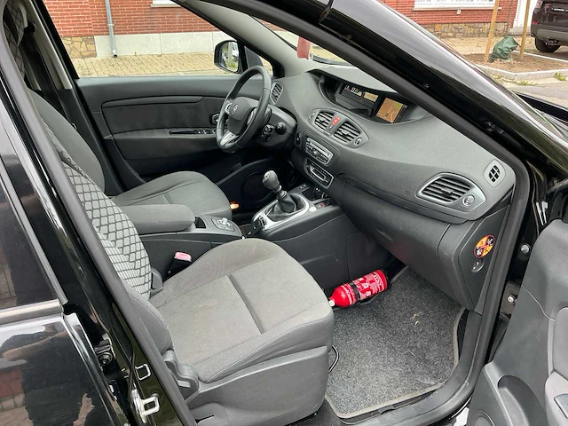 Renault megane scenic uit 2011 - afbeelding 19 van  69