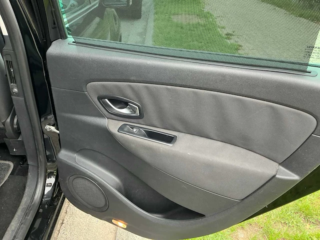 Renault megane scenic uit 2011 - afbeelding 22 van  69