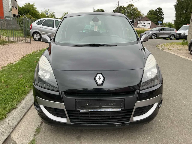 Renault megane scenic uit 2011 - afbeelding 12 van  69
