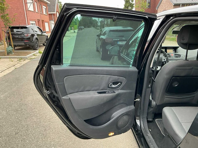 Renault megane scenic uit 2011 - afbeelding 25 van  69
