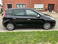 Renault megane scenic uit 2011 - afbeelding 34 van  69