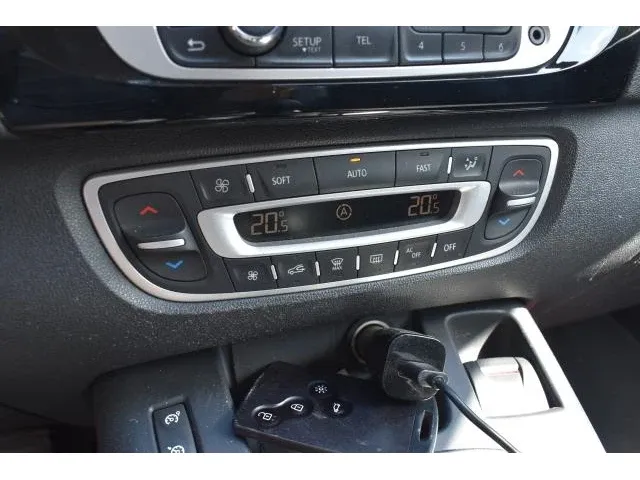 Renault megane scenic - afbeelding 28 van  34