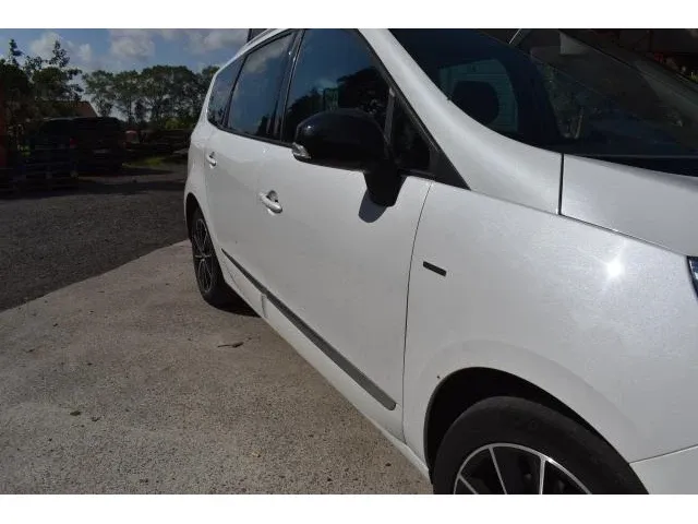 Renault megane scenic - afbeelding 9 van  34