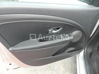 Renault megane stationwagen (2012-11.926 km) - vin vf1kz1a0748073924 - afbeelding 4 van  28