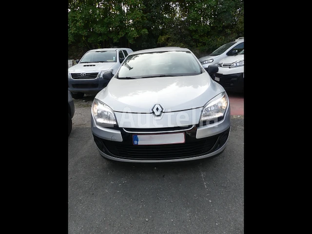 Renault megane stationwagen (2012-11.926 km) - vin vf1kz1a0748073924 - afbeelding 12 van  28