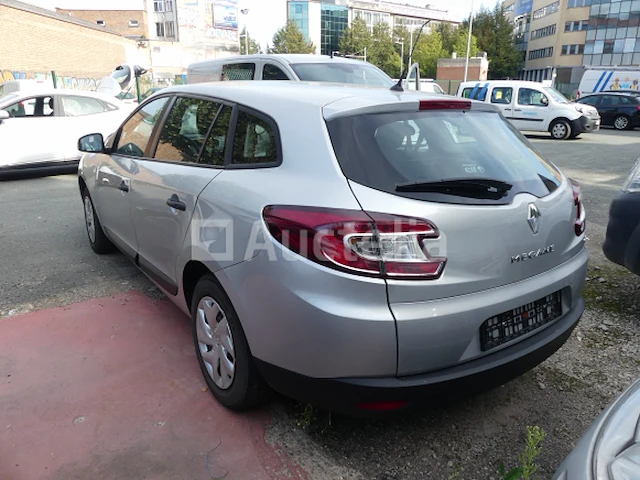 Renault megane stationwagen (2012-11.926 km) - vin vf1kz1a0748073924 - afbeelding 25 van  28