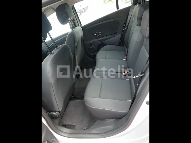 Renault megane stationwagen (2012-11.926 km) - vin vf1kz1a0748073924 - afbeelding 28 van  28