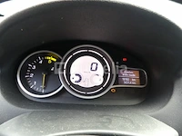 Renault megane stationwagen (2012-18.182 km) - vin vf1kz1a074873936 - afbeelding 9 van  33