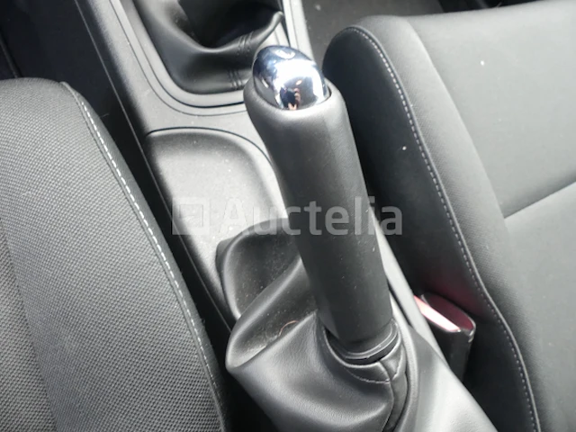 Renault megane stationwagen (2012-18.182 km) - vin vf1kz1a074873936 - afbeelding 14 van  33