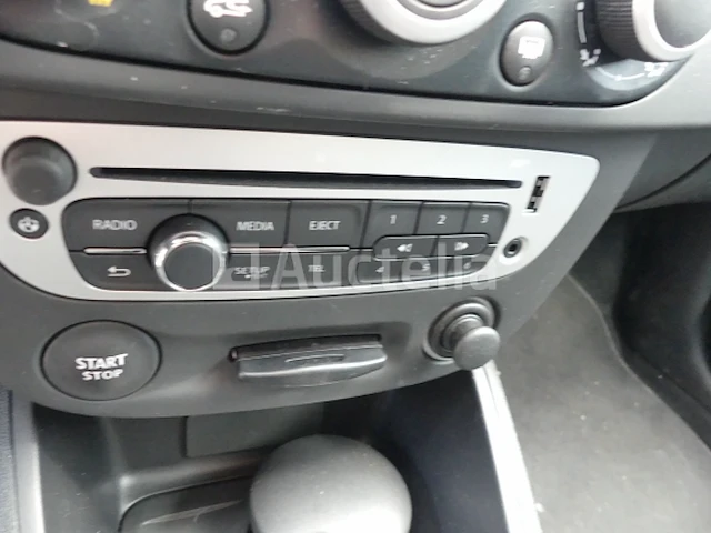 Renault megane stationwagen (2012-18.182 km) - vin vf1kz1a074873936 - afbeelding 15 van  33