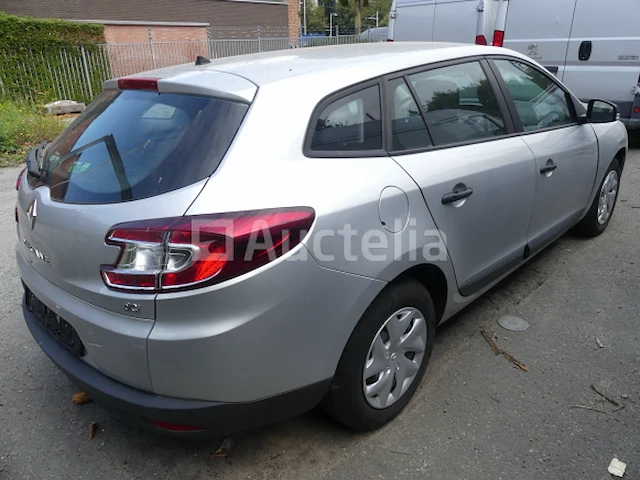 Renault megane stationwagen (2012-18.182 km) - vin vf1kz1a074873936 - afbeelding 30 van  33