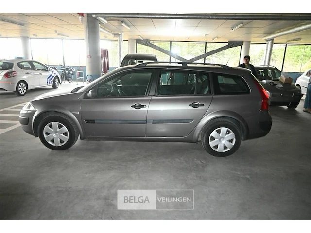 Renault megane stationwagen - afbeelding 2 van  22
