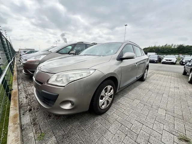 Renault megane sw iii megane sw 1.5 dci dynamique fap 110, 2009 - afbeelding 1 van  30