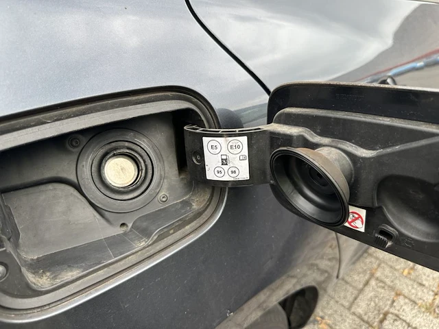 Renault megane sw megane sw 1.33 tce intens gpf 140, 2019 - afbeelding 15 van  24