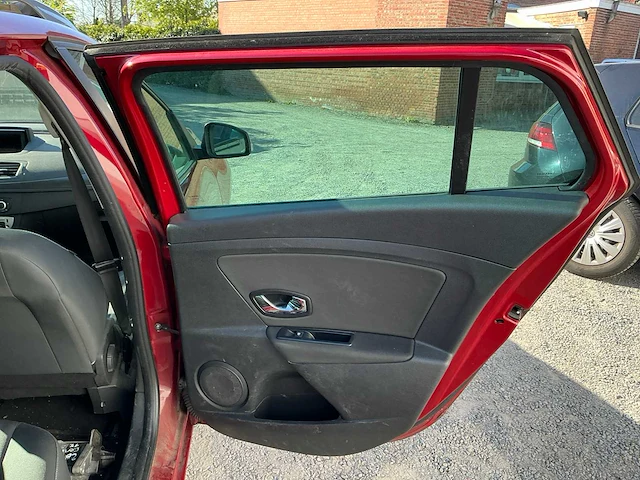 Renault megane uit 2013 - afbeelding 19 van  54