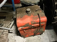 Renault r781-4 vierwielaangedreven landbouwtractor - afbeelding 5 van  13