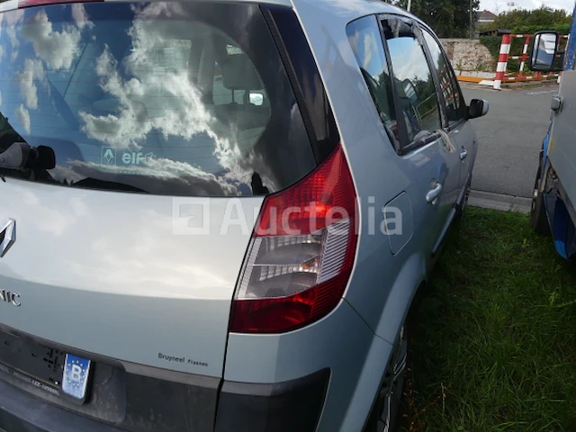 Renault scenic 1.9 dci auto - afbeelding 12 van  12