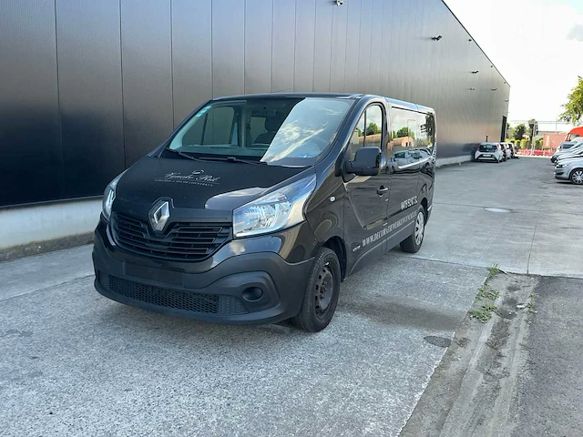 Renault traffic lichte vrachtwagen - afbeelding 1 van  15
