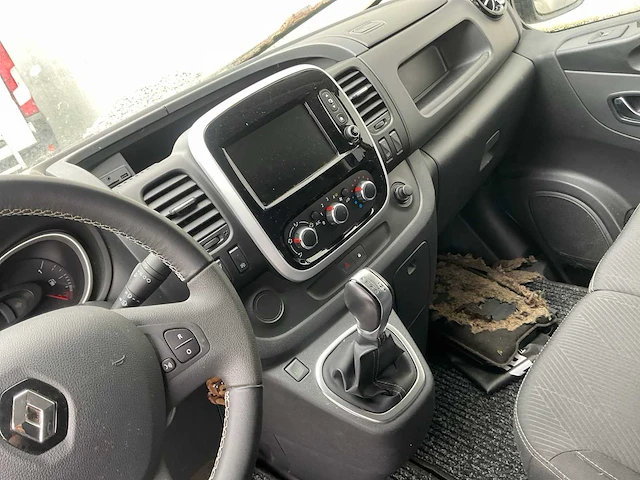 Renault trafic bedrijfswagen - afbeelding 2 van  12