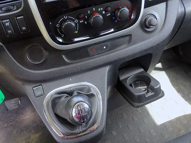 Renault trafic dci 120 - afbeelding 30 van  50
