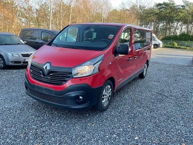 Renault trafic lichte vrachtwagen - afbeelding 1 van  33