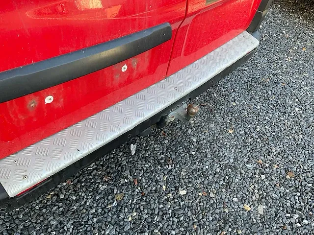 Renault trafic lichte vrachtwagen - afbeelding 24 van  33