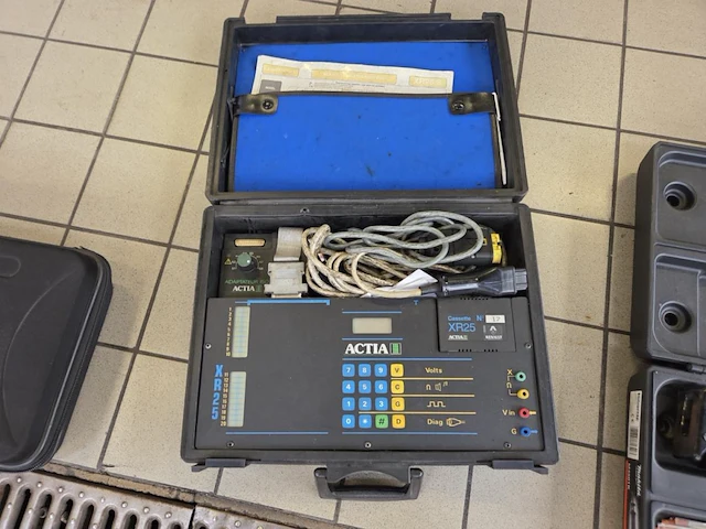 Renault uitleesapparaat xr25 - afbeelding 1 van  6