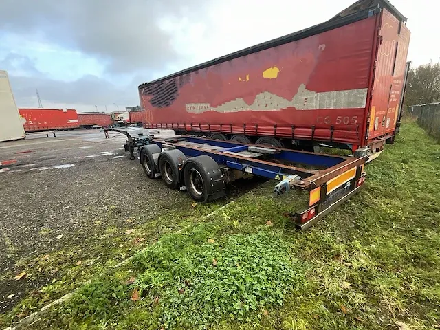 Renders containertrailer - 2005 - afbeelding 14 van  17