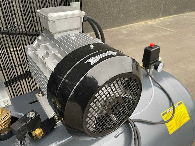 Renopower - bd10-500-12,5-t - piston compressor - 2024 - afbeelding 6 van  7