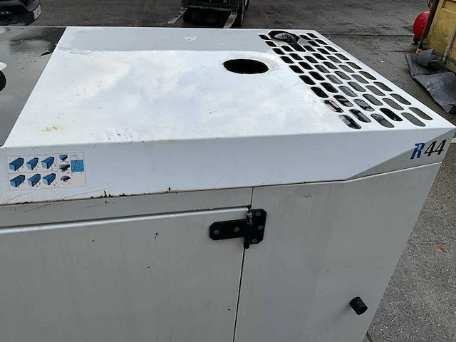 Rental power compact - r44 - stroomgenerator - 2014 - afbeelding 6 van  22