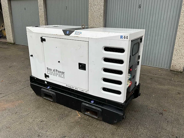 Rental power compact - r44 - stroomgenerator - 2014 - afbeelding 1 van  22