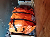 Rescue tent - afbeelding 1 van  2