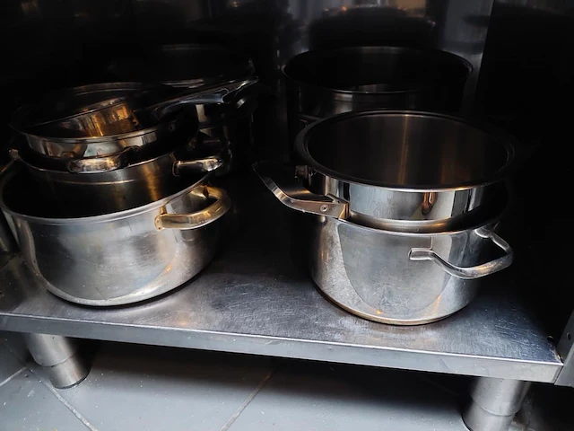 Rest inhoud keuken - afbeelding 9 van  14