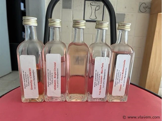 Restant parfum - afbeelding 2 van  2