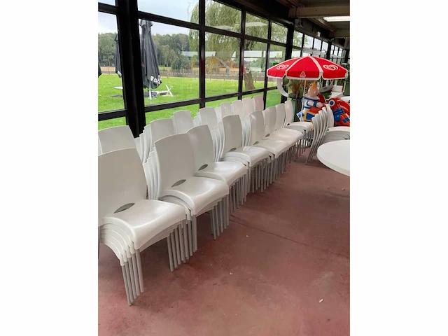 Restaurant chairs (10x) - afbeelding 2 van  4