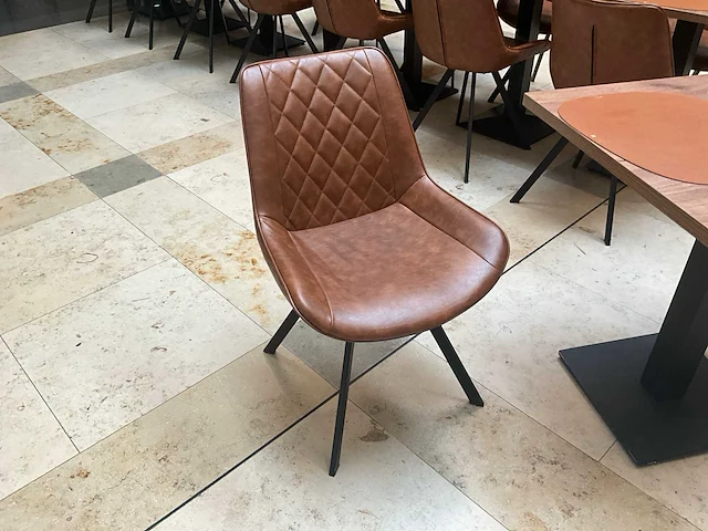 Restauranttafels (10x) + stoelen (20x) - afbeelding 9 van  13