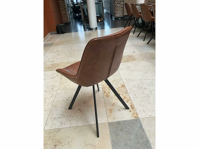 Restauranttafels (10x) + stoelen (20x) - afbeelding 10 van  13