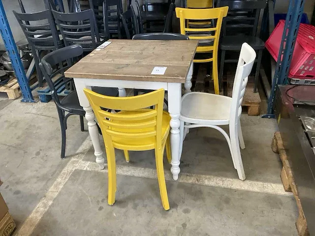 Restauranttafels en -stoelen - afbeelding 2 van  7